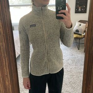 Patagonia Women’s Better Sweater Fleece Jacket. Size Small. Heathered Oatmeal.
